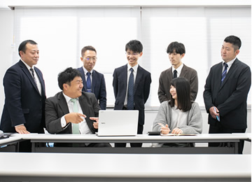 社員集合　ブルーウイング税理士法人